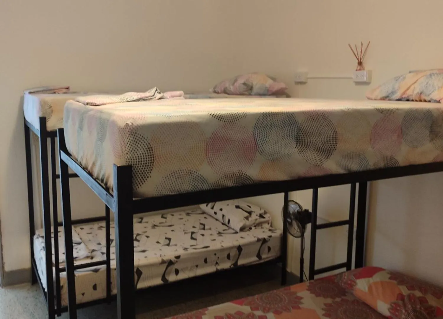 Casa Almarita Laureles - Estadio Albergue Medellín Hostal