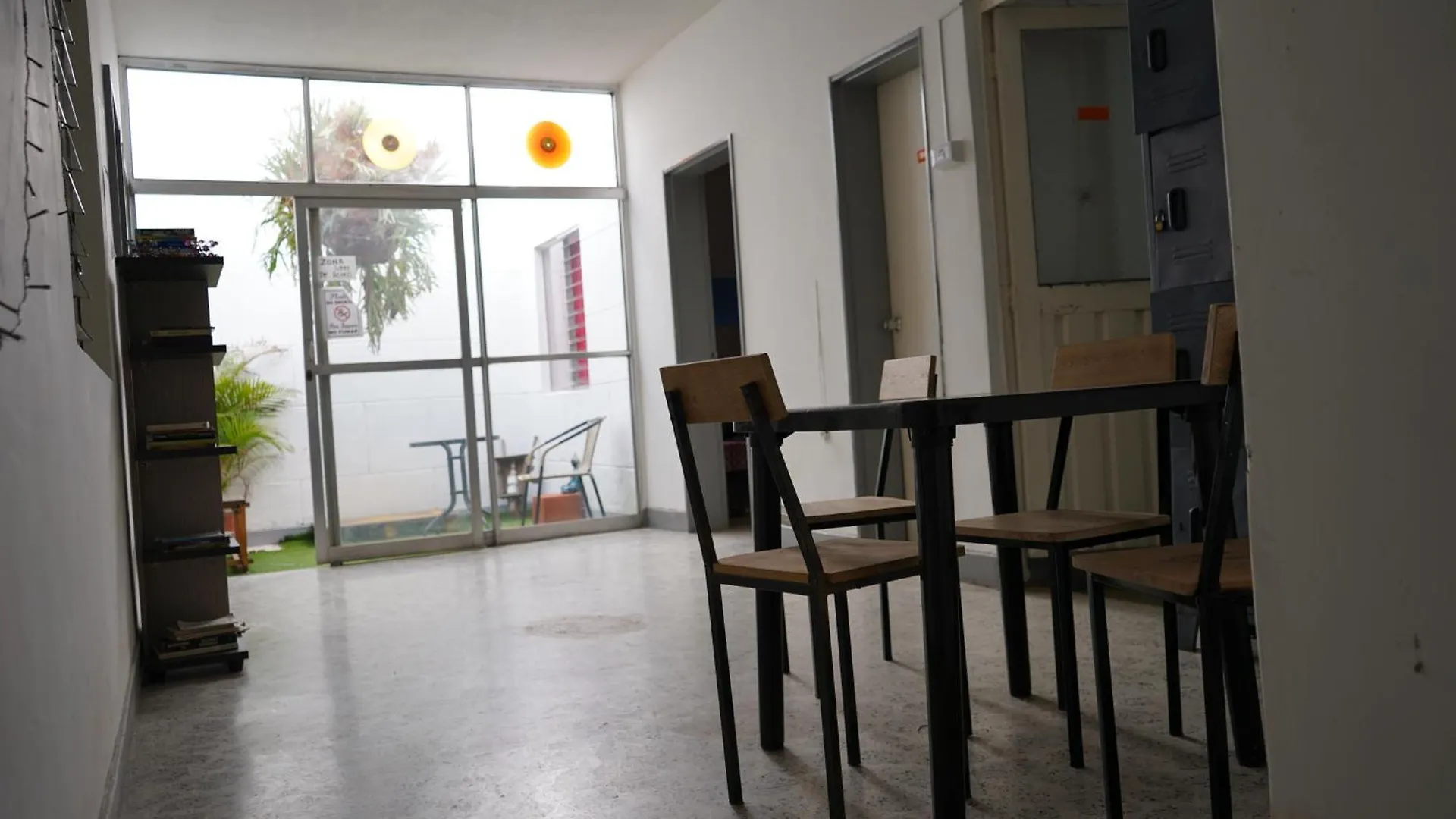 Hostal Casa Almarita Laureles - Estadio Albergue Medellín Colombia