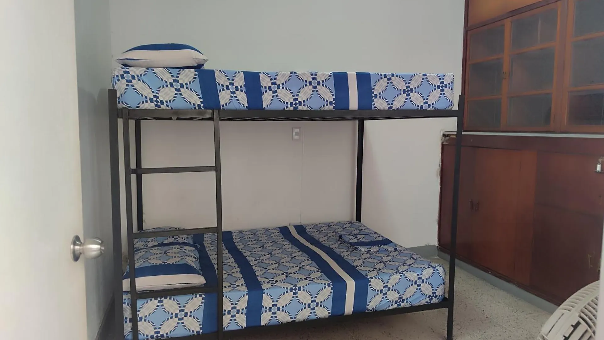 Hostal Casa Almarita Laureles - Estadio Albergue Medellín
